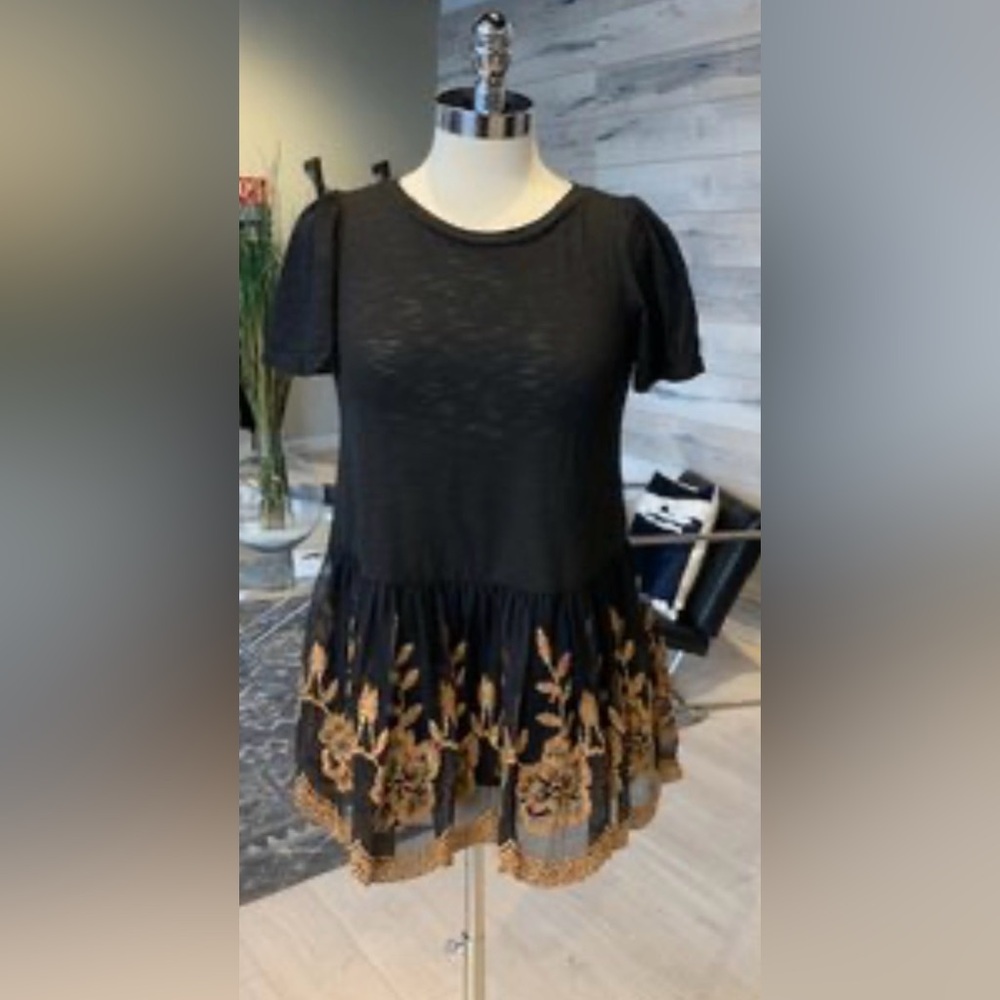 Altar’d State Women’s t-shirt with an Floral Embroidered Black and Gold bottom